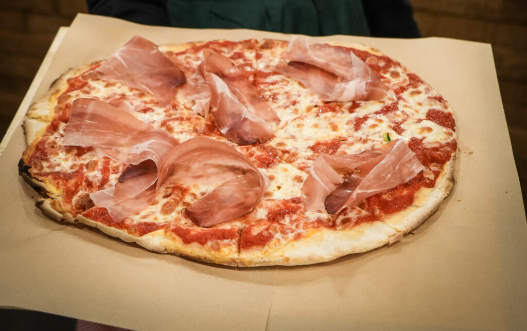 Pizzeria